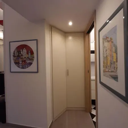 Schwarzes Und Weisses Loft - By Interhome Lägenhet *