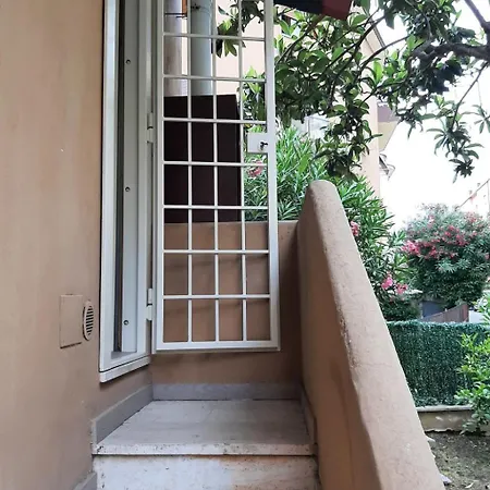 Lägenhet Schwarzes Und Weisses Loft - By Interhome