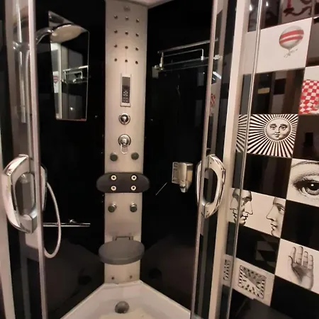 Schwarzes Und Weisses Loft - By Interhome Lägenhet