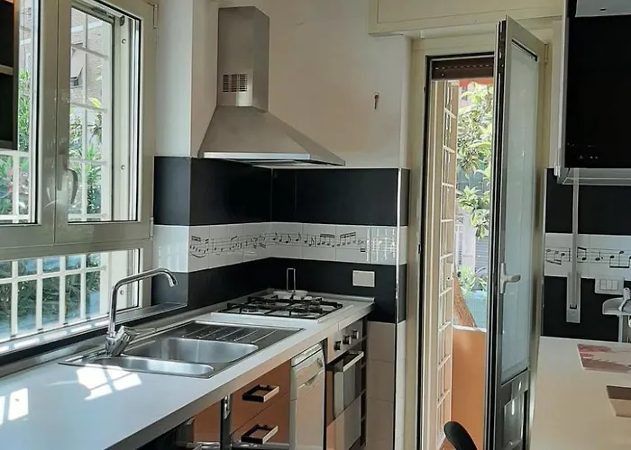 Schwarzes Und Weisses Loft - By Interhome Lägenhet Rom