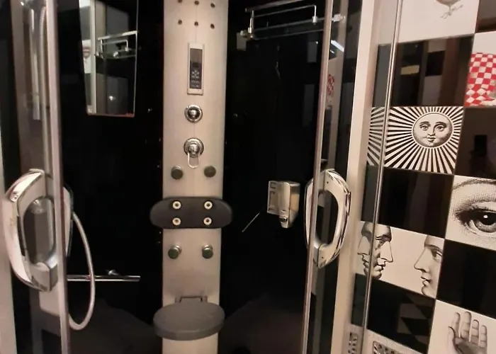 Schwarzes Und Weisses Loft - By Interhome Lägenhet